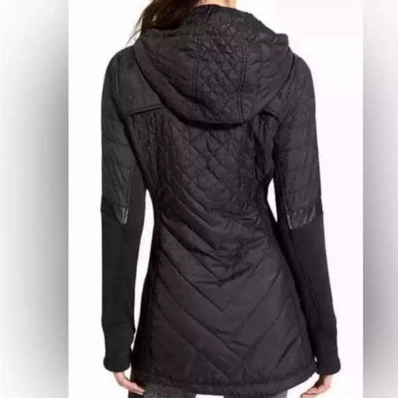 ATHLETA Women's Rock Springs CYA Jacket Quilted Puffer Black Size XS - Picture 14 of 14
